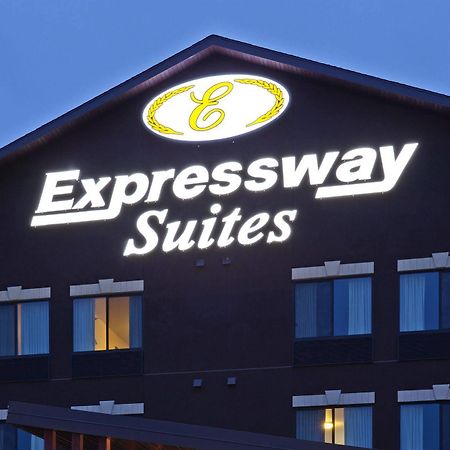 Grand Forks Lodge And Suites Exterior foto