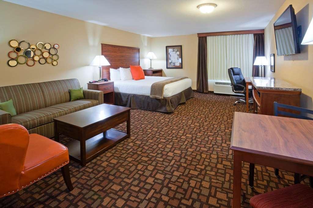 Grand Forks Lodge And Suites Quarto foto